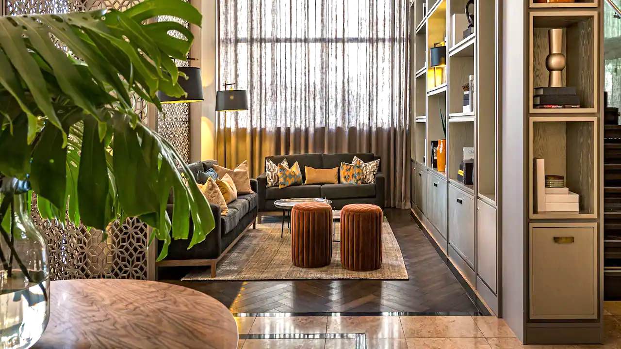 luxury hotel 1