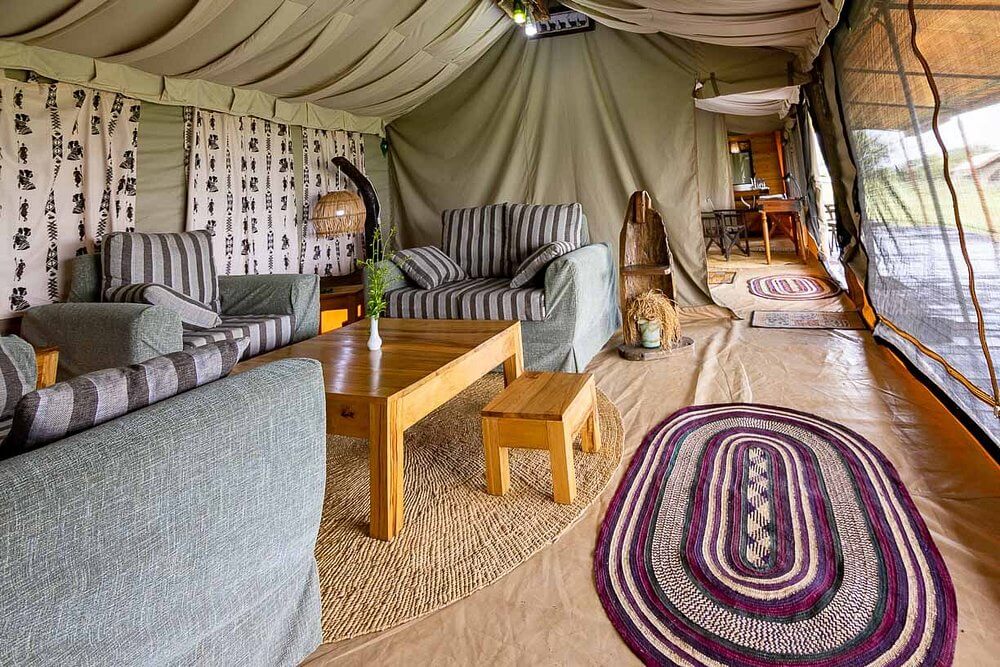 Serengeti bush camp3