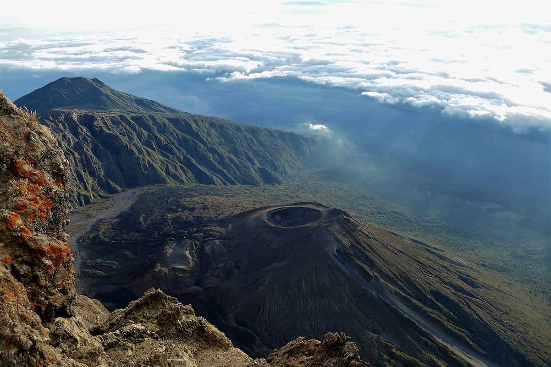 mount meru2