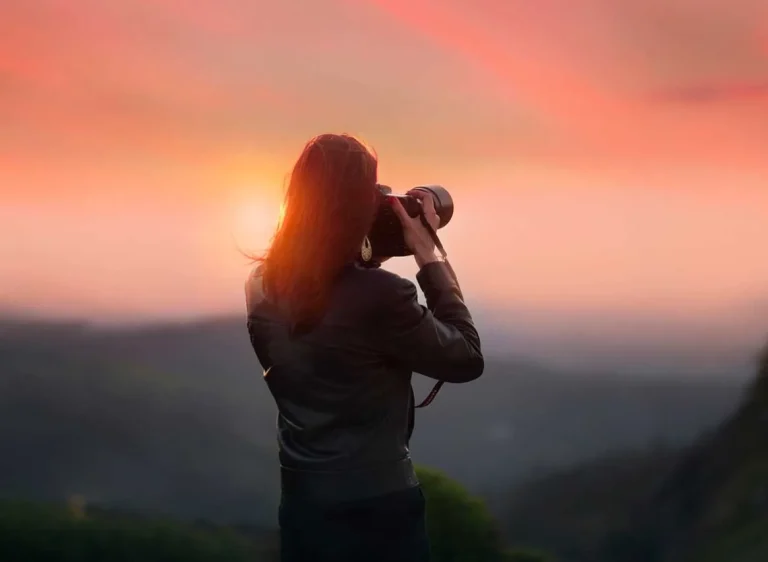 Guides for serious photographers. 