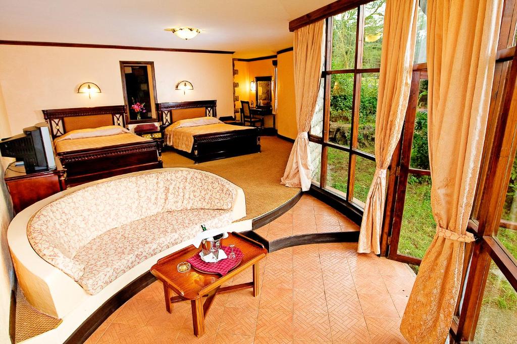 Lake Naivasha Sopa Lodge